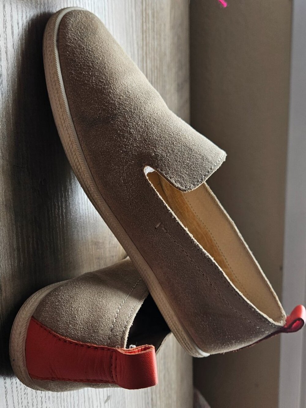 Shoe - Picture 3 of 5